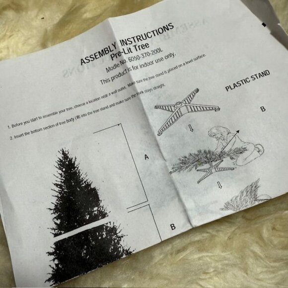 5ft Wood Trail Pine Christmas Tree + Gold Script Merry Christmas Red Green Skirt - Picture 13 of 14